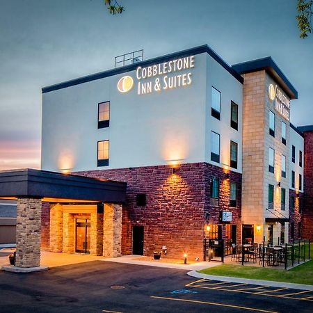 Cobblestone Inn & Suites Fairfield Bay ภายนอก รูปภาพ