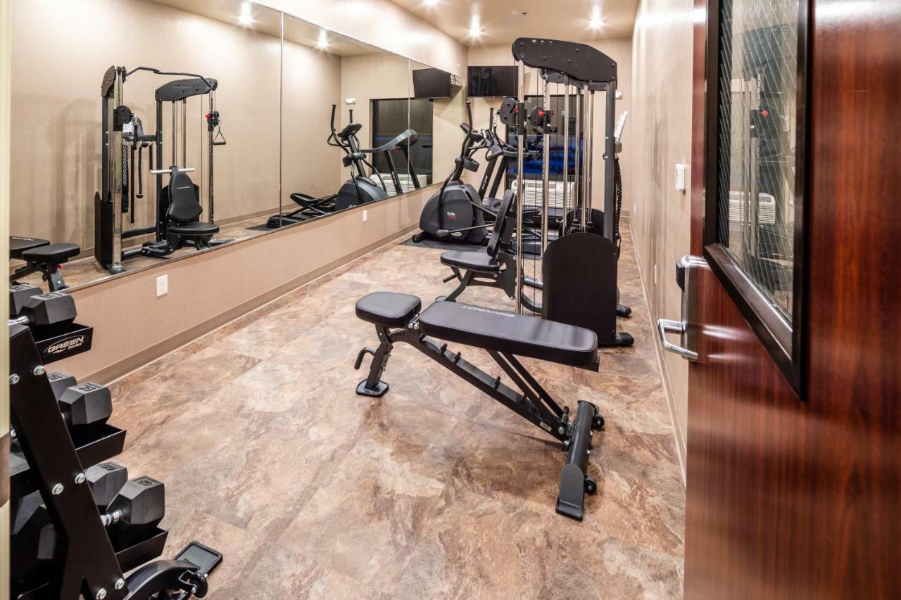 Cobblestone Inn & Suites Fairfield Bay ภายนอก รูปภาพ